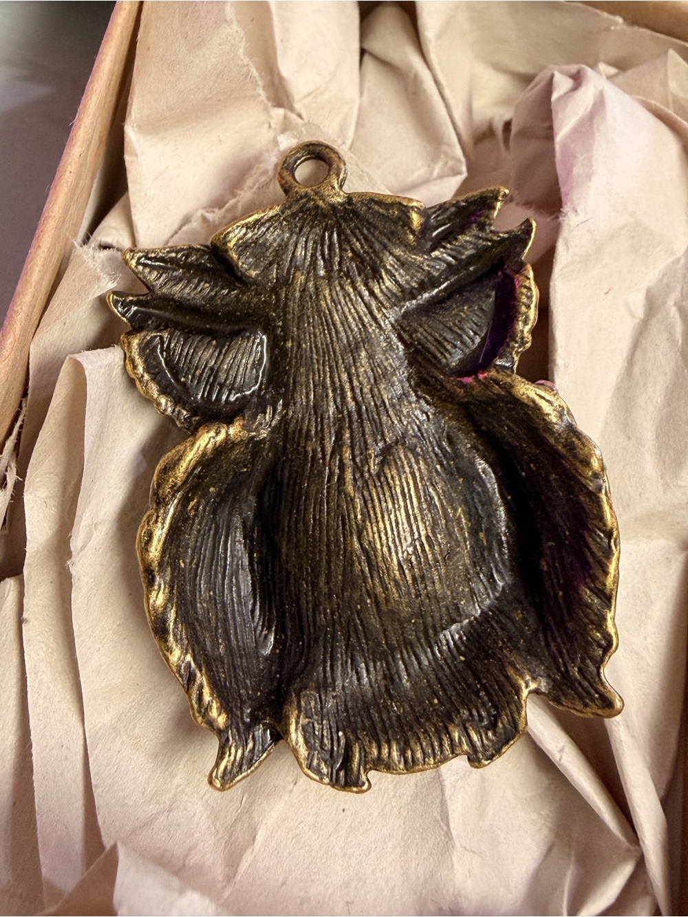 Betsey Johnson Antique Bronze Owl Necklace Pendant - Picture 3 of 3